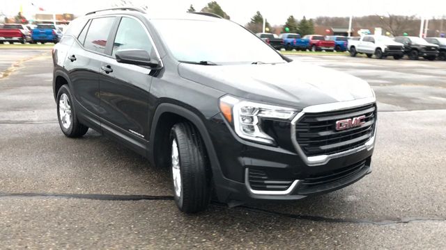 2023 GMC Terrain SLE 2