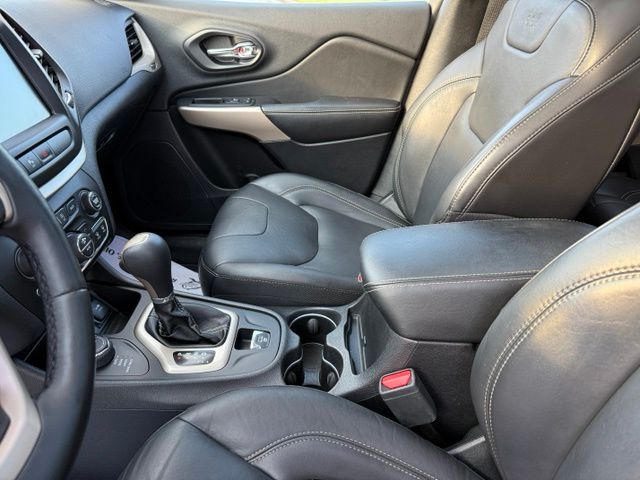 Used 2018 Jeep Cherokee SUV