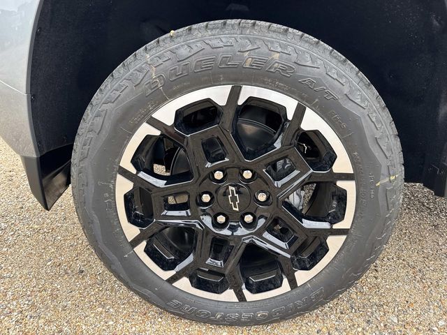 2026 Chevrolet Colorado Z71 Gray at Supreme Chevrolet of Gonzales