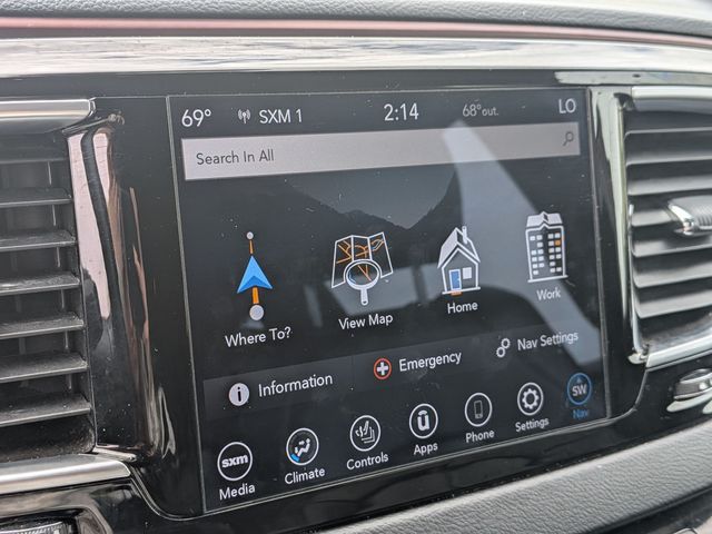 2019 Chrysler Pacifica - Image 25