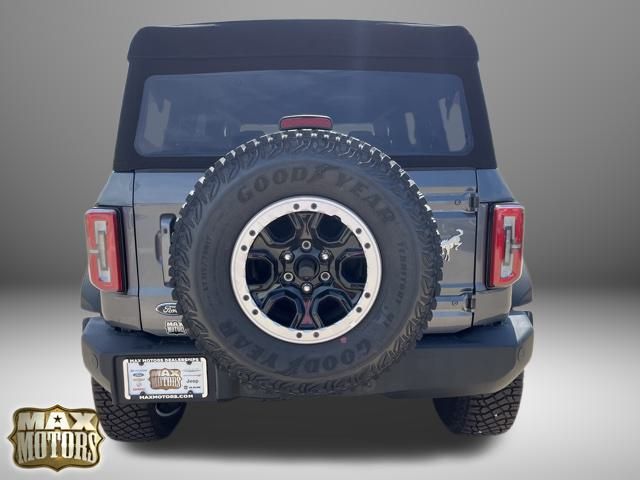 2024 Ford Bronco Outer Banks 5