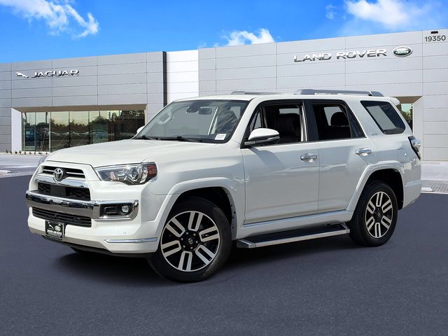 White (Wind Chill Pearl) 2024 Toyota 4Runner SUV / Crossover All-Wheel Drive 5-Speed Automatic