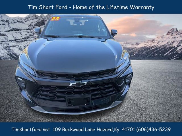 View vehicle photo 4