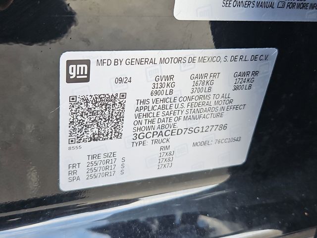 Used 2025 Black Chevrolet LT image 33