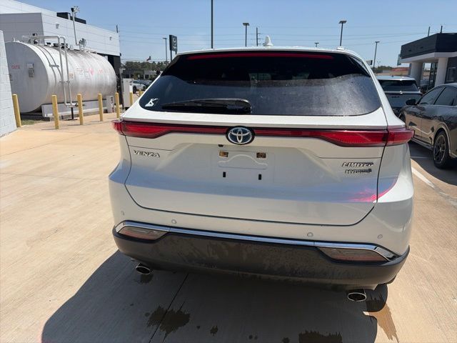 2021 Toyota Venza Limited White at Toyota of Victoria