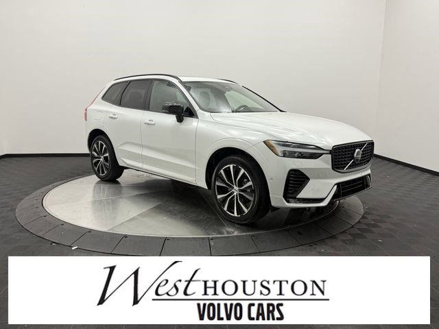 2025 Volvo XC60 B5 Plus Dark Theme AWD