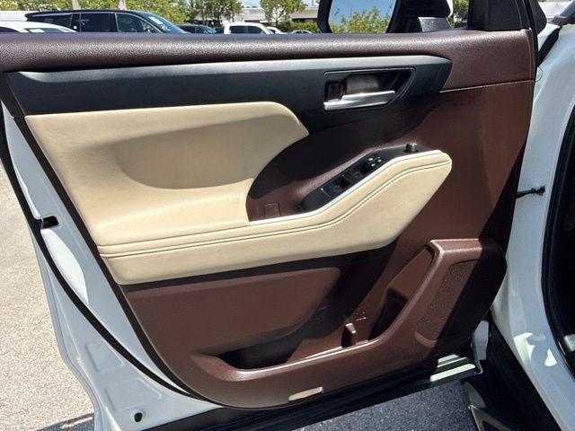 2021 Toyota Highlander - $30,088