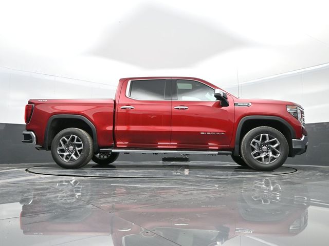 2025 GMC Sierra 1500 SLT 35