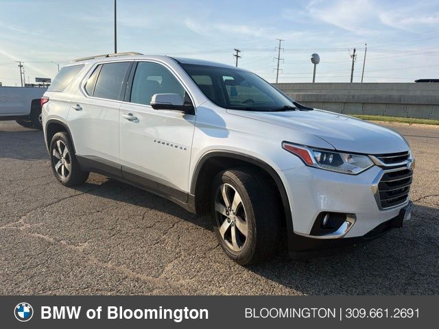 White (Iridescent Pearl Tricoat) 2020 Chevrolet Traverse SUV / Crossover Front-Wheel Drive 9-Speed Automatic