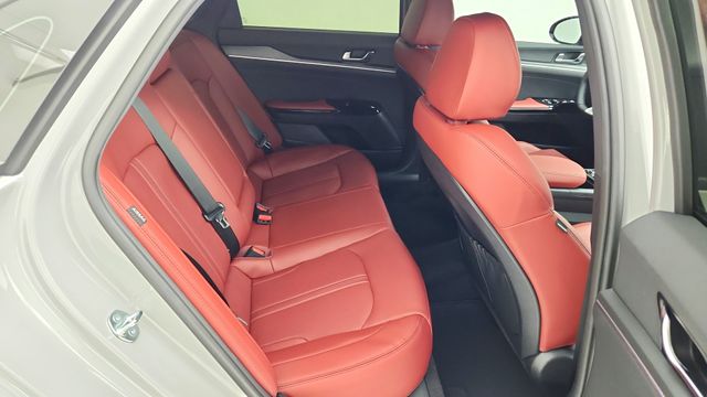 2026 Kia K5 GT-Line - Photo 25