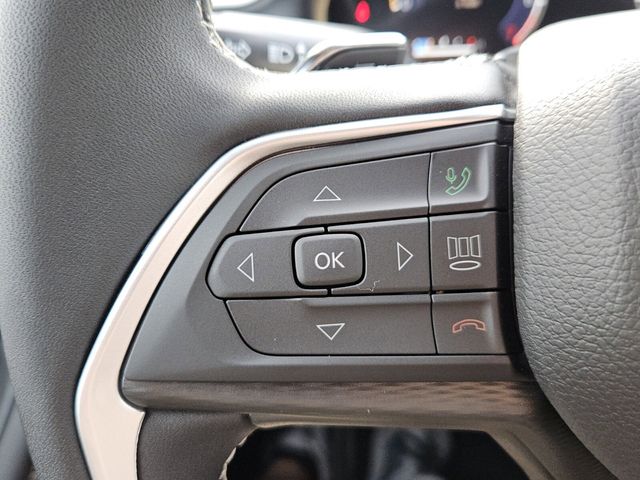 2026 Jeep Grand Cherokee L Laredo 4x4