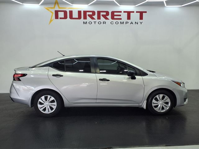 2023 Nissan Versa 1.6 S - 5