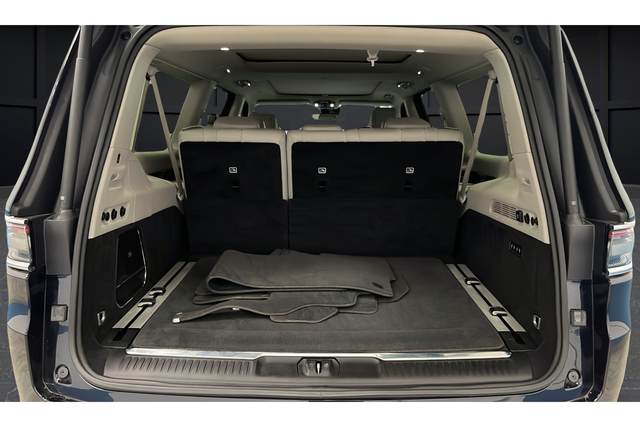 Used 2023 Midnight Sky Jeep Base image 27