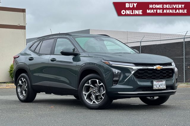 Cypress Gray 2025 Chevrolet Trax LT FWD SUV / Crossover Front-Wheel Drive 6-Speed Automatic