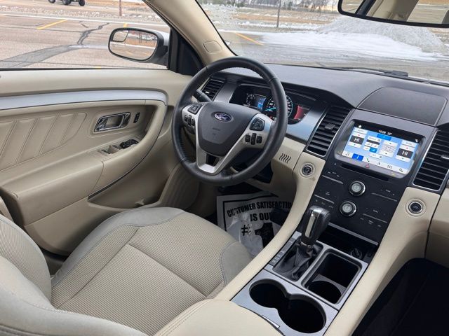 2018 Ford Taurus SEL