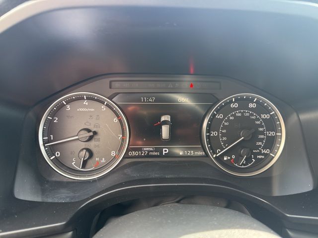 Used 2025  Mitsubishi SE image 24