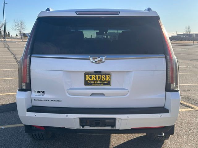 2017 Cadillac Escalade Luxury