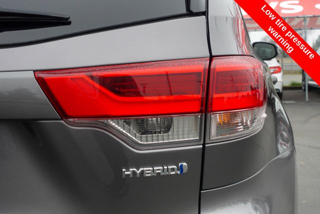 used 2019 Toyota Highlander Hybrid car, priced at $21,000