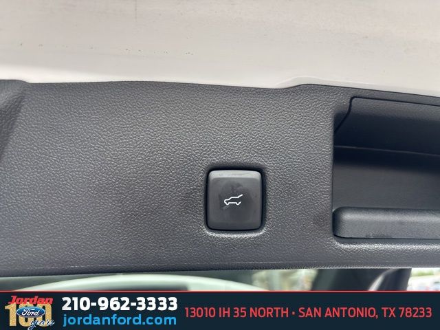 Used Car 2022 Ford Escape  Se For Sale Under $20,000 In San Antonio, Texas