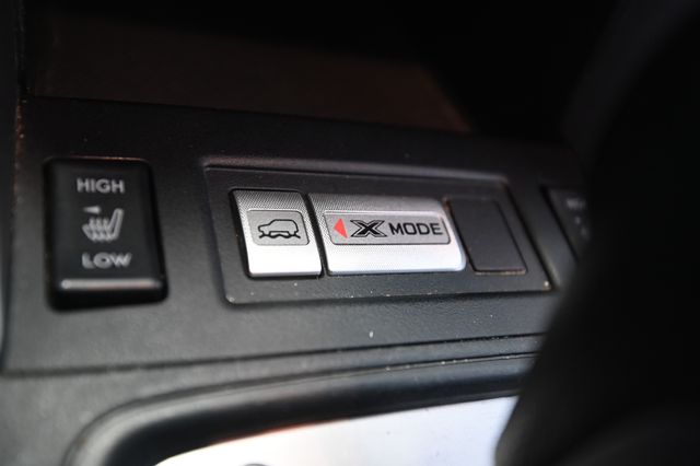 Used 2016 Silver Subaru 2.5i Limited image 14