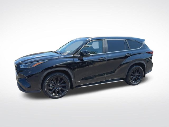 Used 2025 Toyota Highlander Hybrid SUV