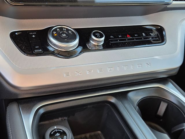 2026 Ford Expedition MAX Active - Photo 14