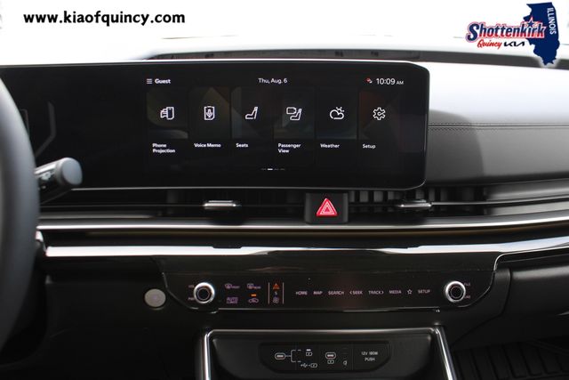 New 2026 Kia Carnival MPV Van