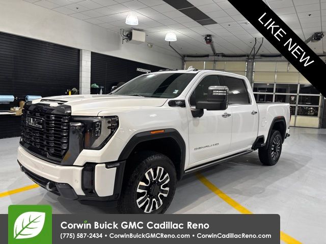 White Frost Tricoat 2024 GMC Sierra 3500HD Pickup Truck Four-Wheel Drive Automatic