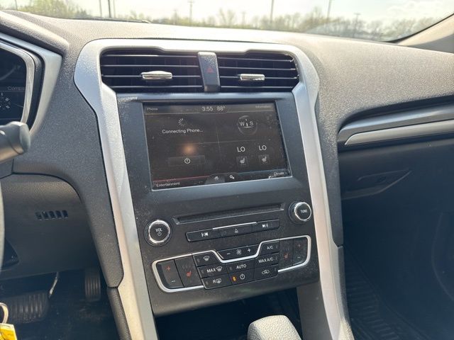 Used 2016 Ford Fusion For Sale in Livonia, MI