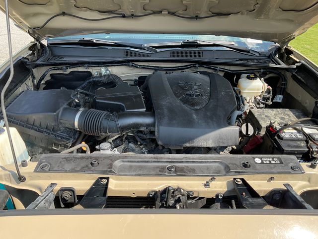 Used 2019 Toyota Tacoma Truck