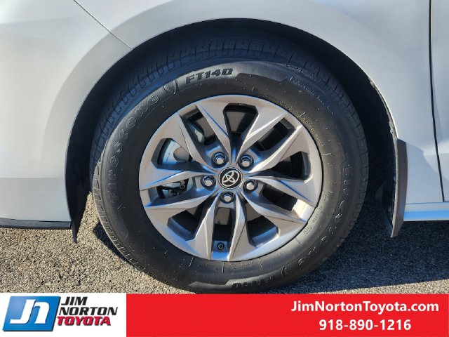Used 2025 Toyota Sienna Van
