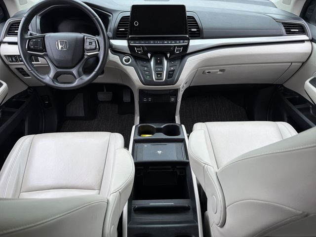 Used 2025  Honda EX-L image 18