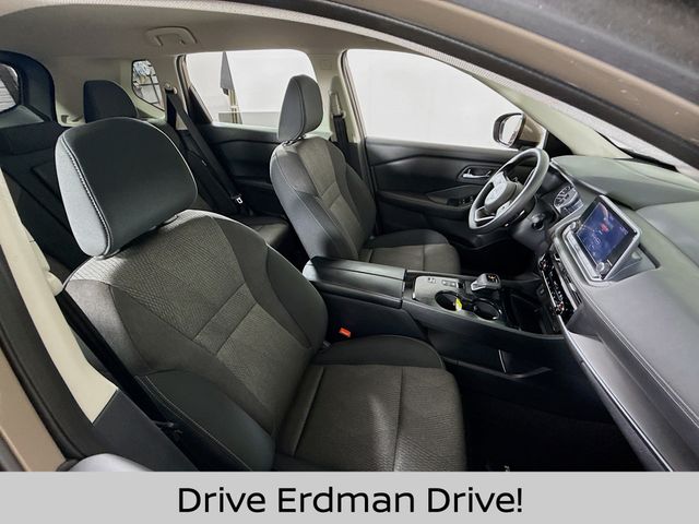 Used 2024 Nissan Rogue SUV