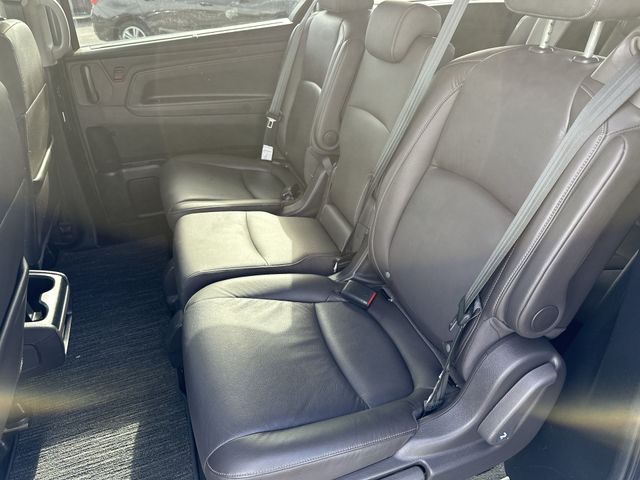Certified Used 2024 Silver Honda EX-L image 26