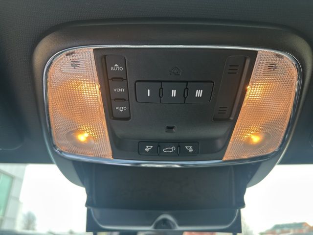 2021 Jeep Grand Cherokee Limited - Bright White Clearcoat exterior view 19
