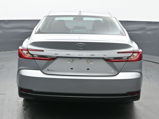 2025 Toyota Camry LE 5