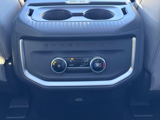 2025 Ford Expedition Active MAX