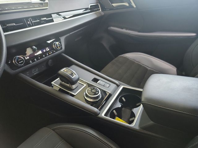 Used 2024 Mitsubishi Outlander SUV