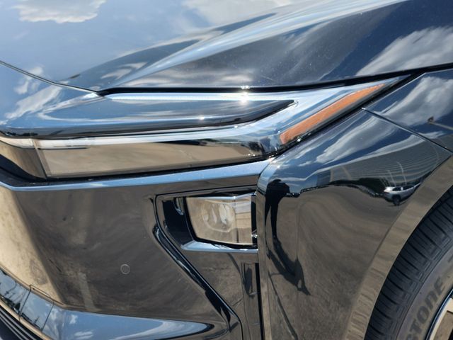 2026 Toyota bZ XLE Plus - 5