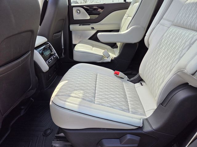 2020 Lincoln Aviator Black Label