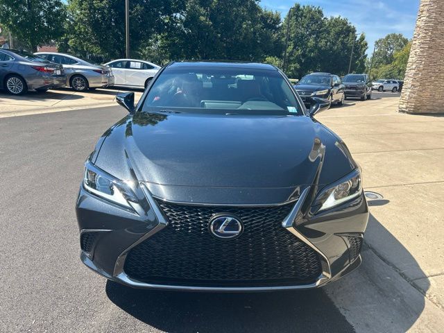 Used 2022 Black Lexus 300h image 2