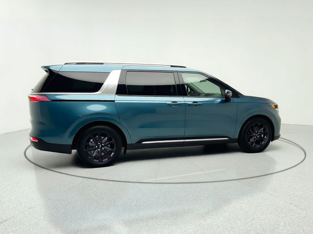 Used 2024 Kia Carnival Van
