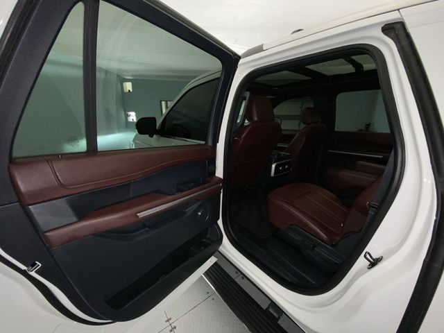 Used 2022 White Ford Limited image 23