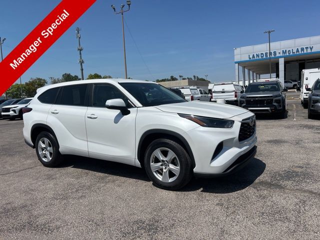 Pearl 2023 Toyota Highlander L FWD SUV / Crossover Front-Wheel Drive 8-Speed Automatic
