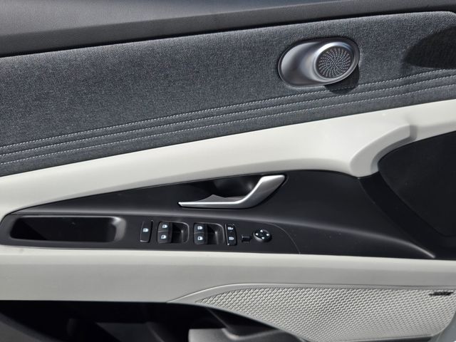 2026 Hyundai Elantra - $26,352