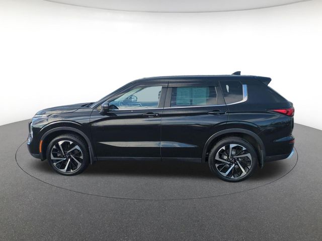 used 2023 Mitsubishi Outlander car, priced at $24,771