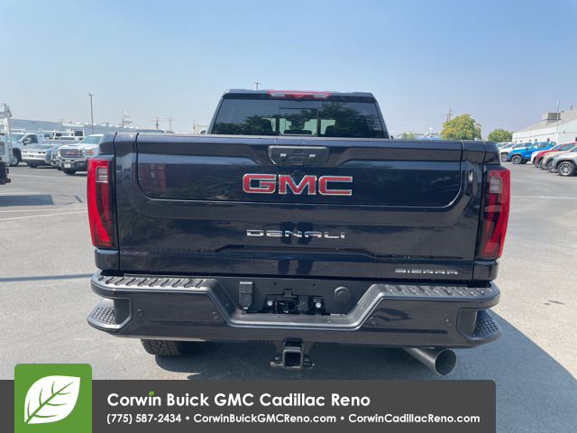 2024 GMC Sierra 2500HD Denali 32