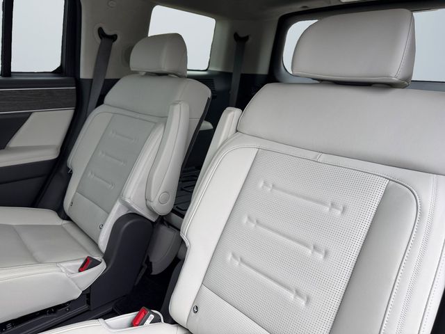 Certified Used 2025 Gray Hyundai Calligraphy image 13