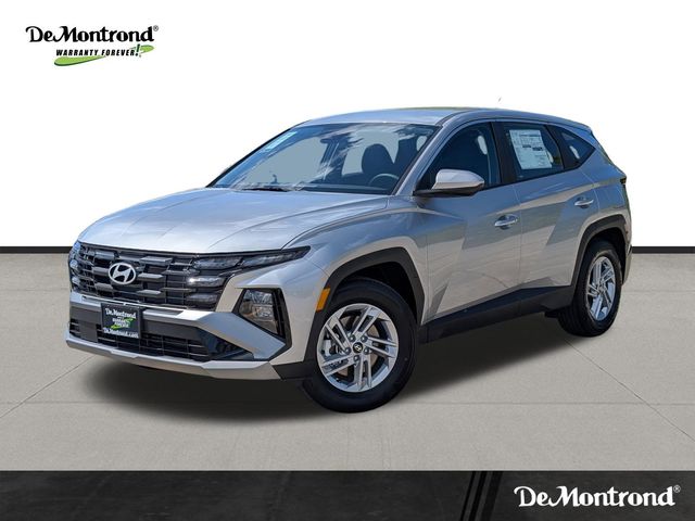 2026 Hyundai Tucson SE Silver at DeMontrond Gulf Freeway