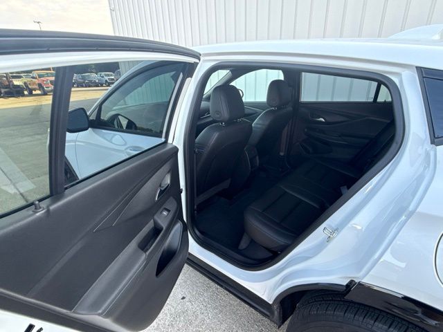 2025 Buick Envista Sport Touring:C02756